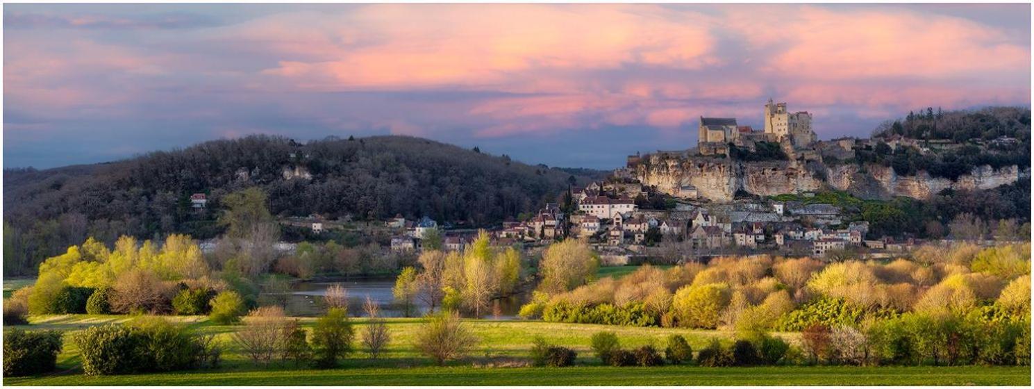 Vue Magique A Castelnaud Castelnaud La Chapelle Exterior foto